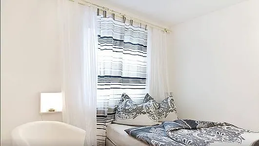 Design Home 1020 Vienna Apartment